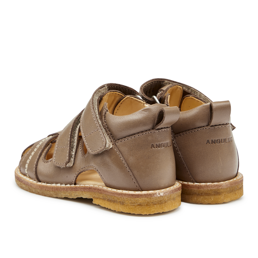 Toddler sandal with velcro closure