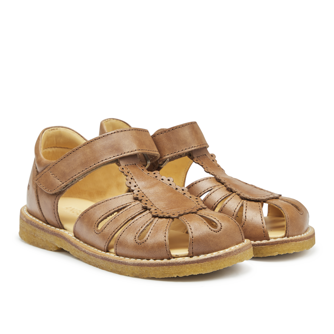 Sandal with teardrop detail