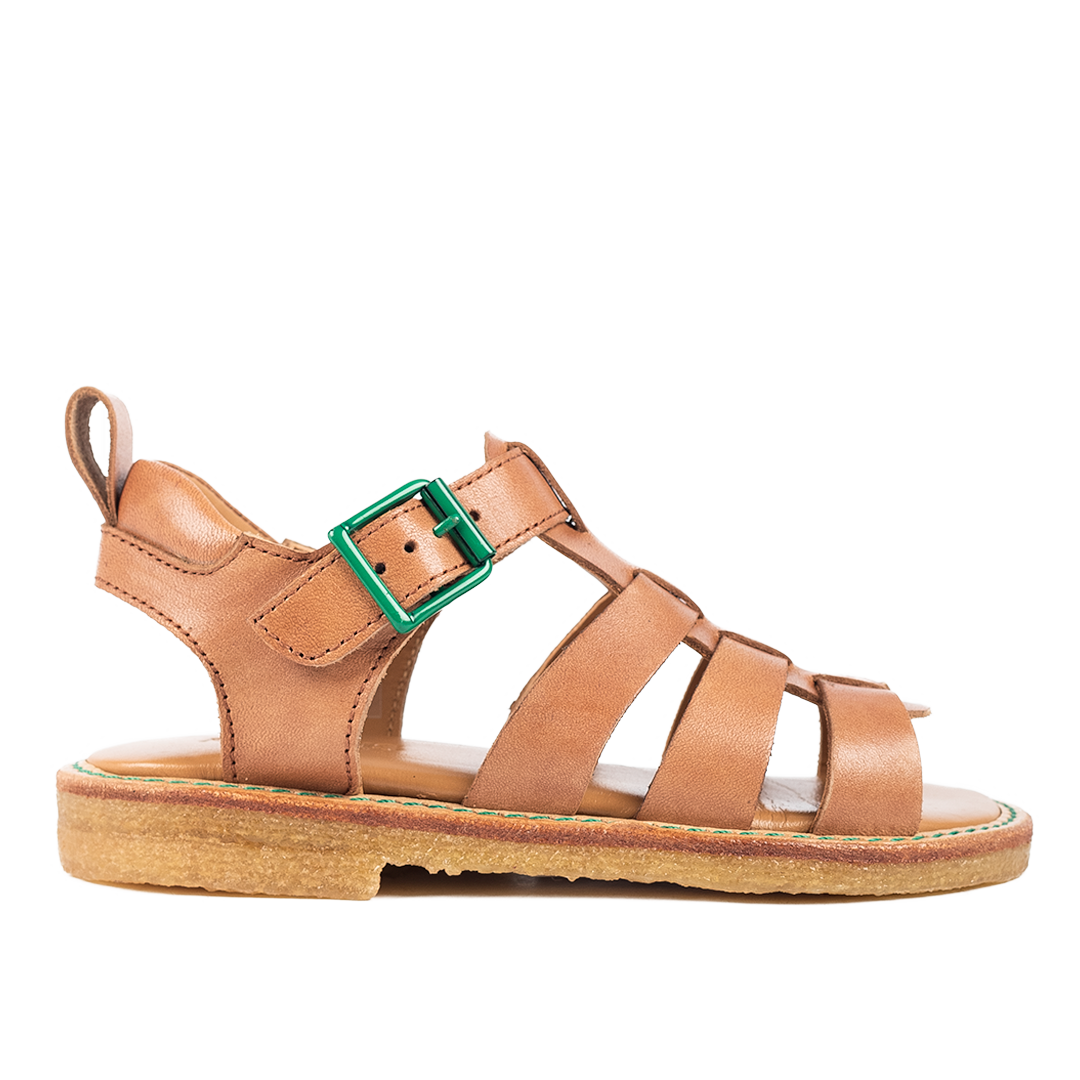 Sandal with buckle and contrast details