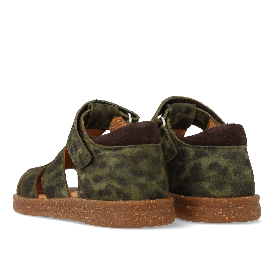 Sandal with adjustable Velcro closure