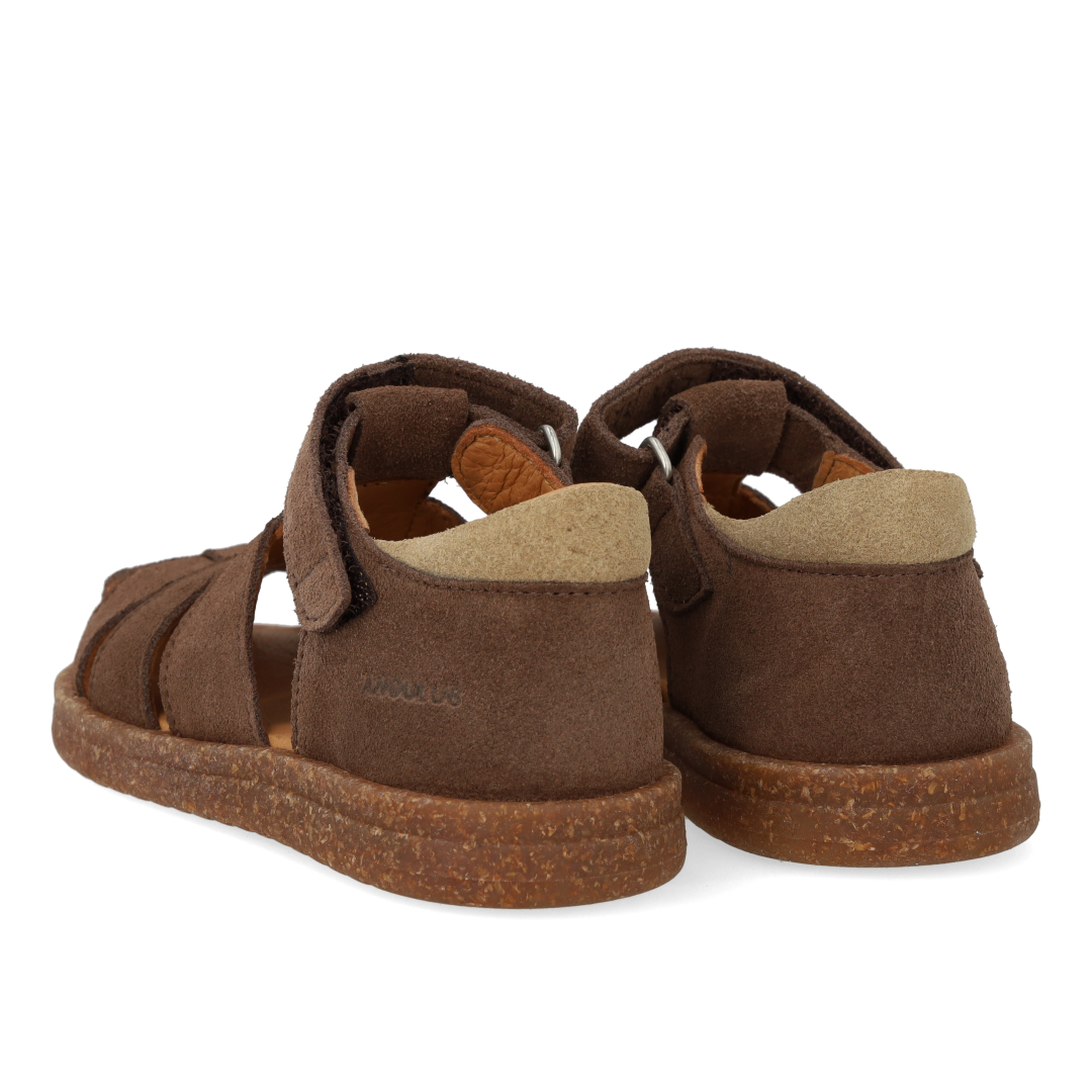 Sandal with adjustable velcro closure