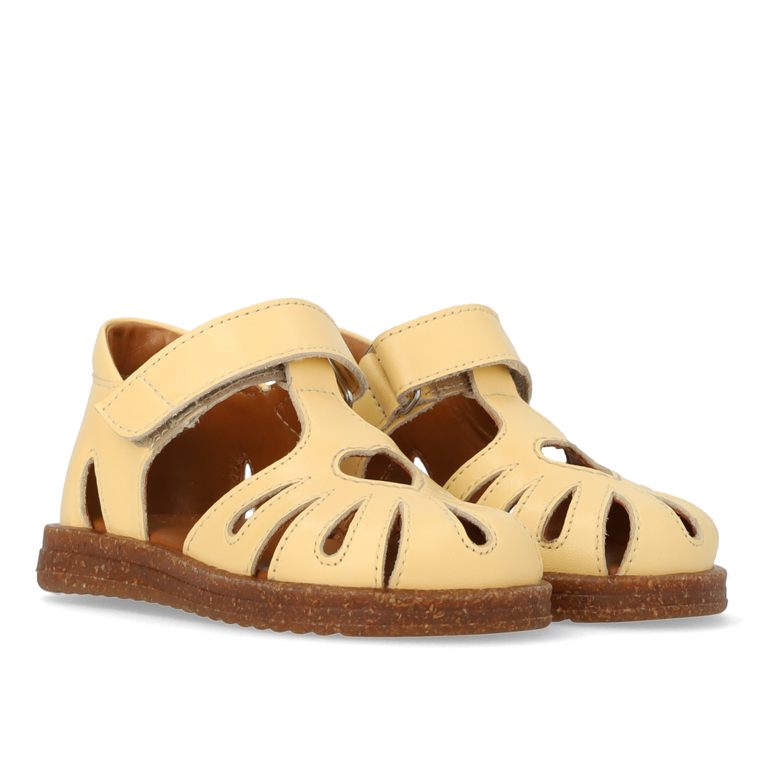 Toddler heart sandal