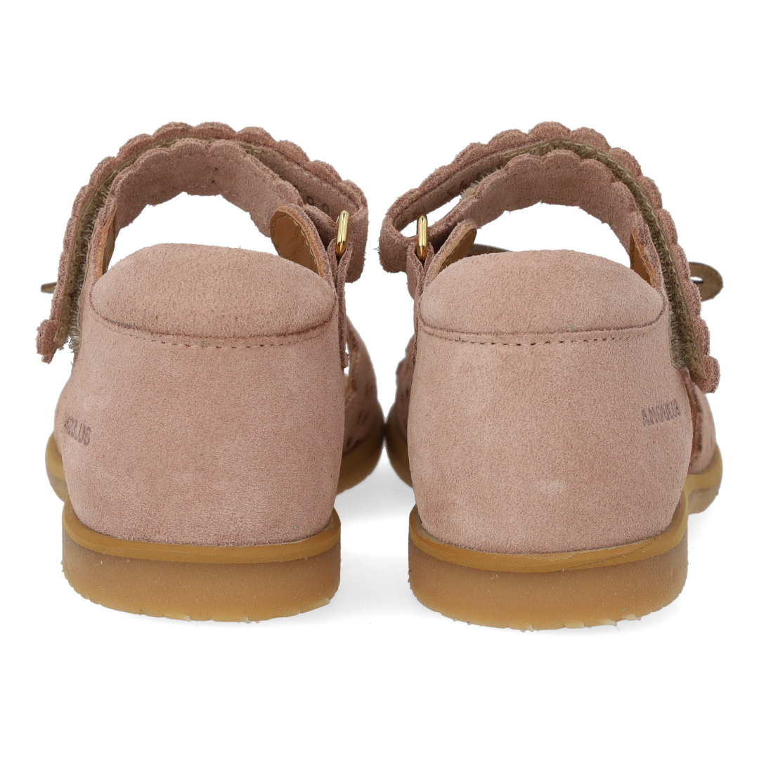 Sandal with open toe and double velcro