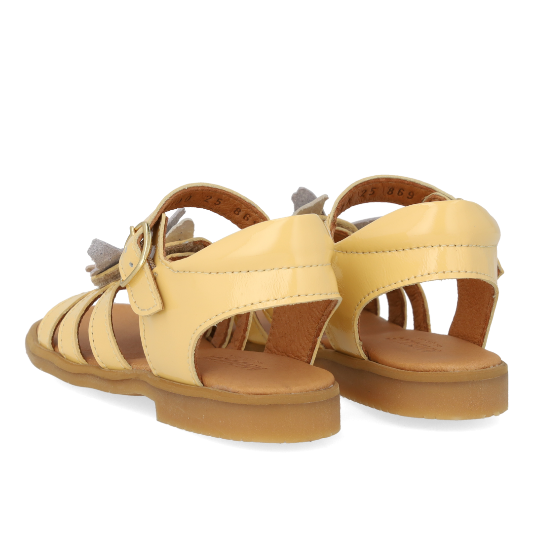 Open-toe sandal with velcro