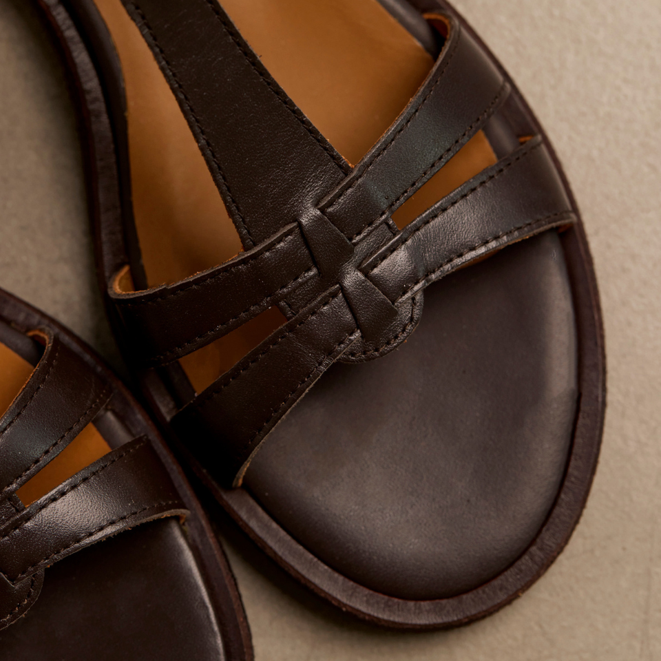 Classic strap sandal
