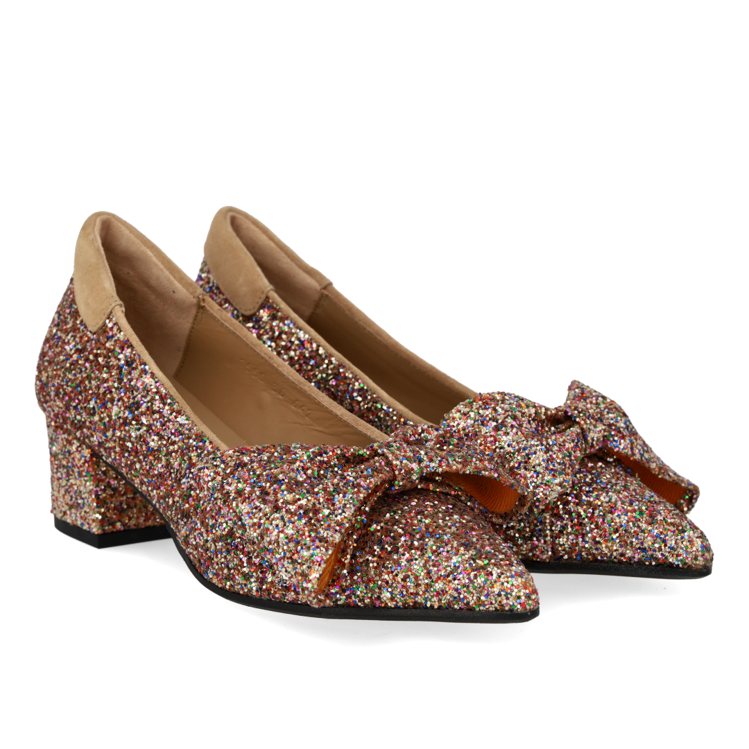 Bow pump in sparkling glitter