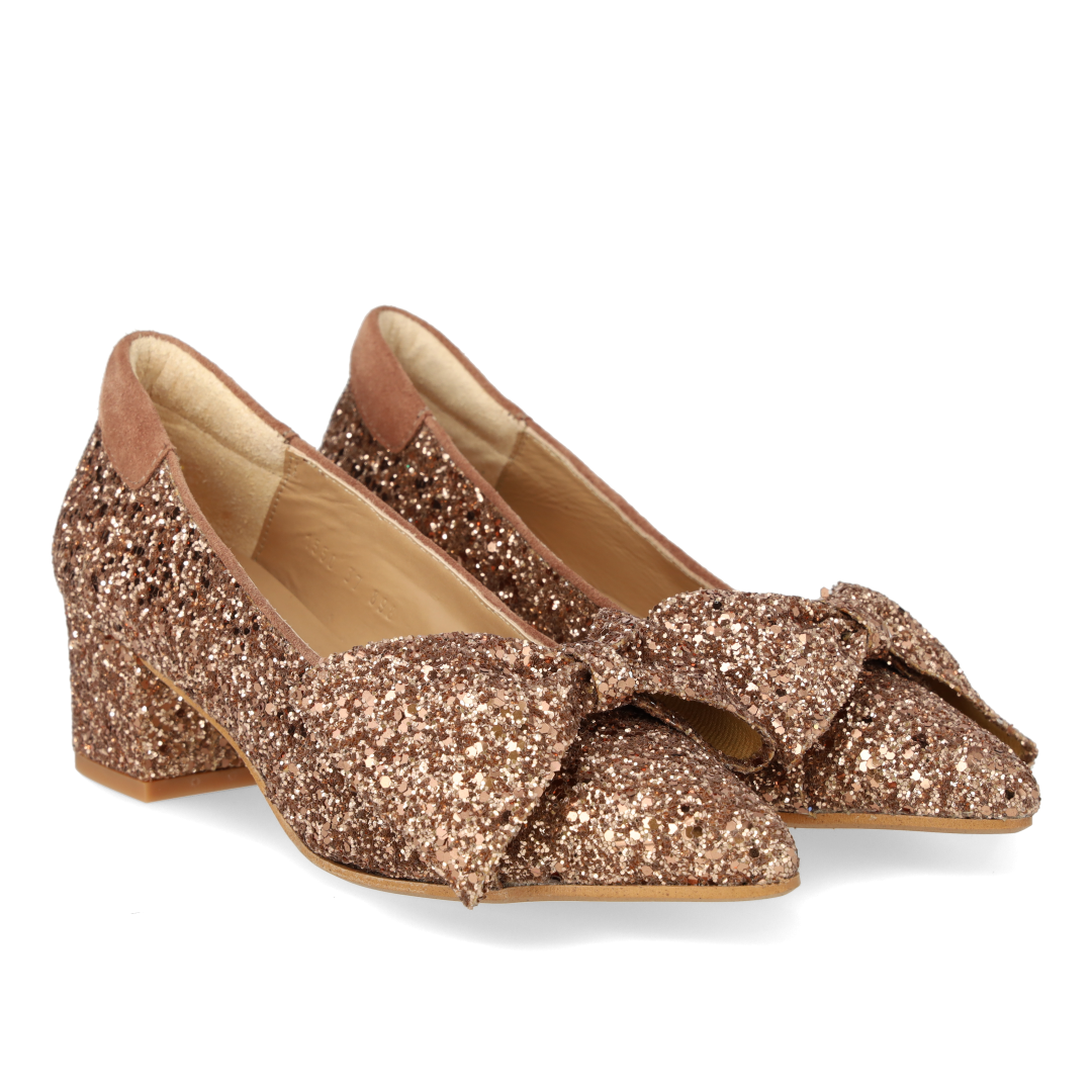 Bow pump in sparkling glitter