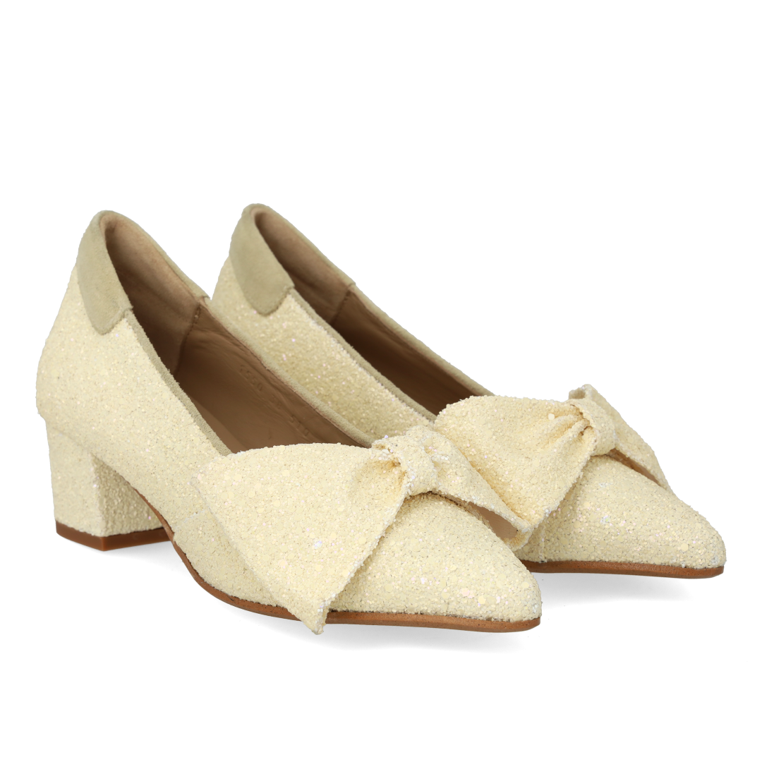 Bow pump in sparkling glitter