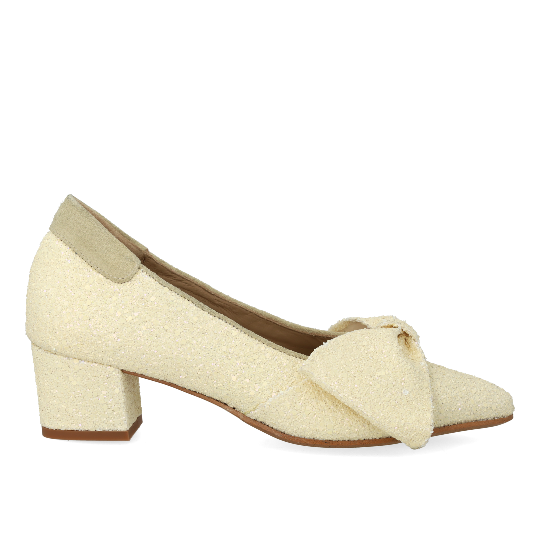 Bow pump in sparkling glitter