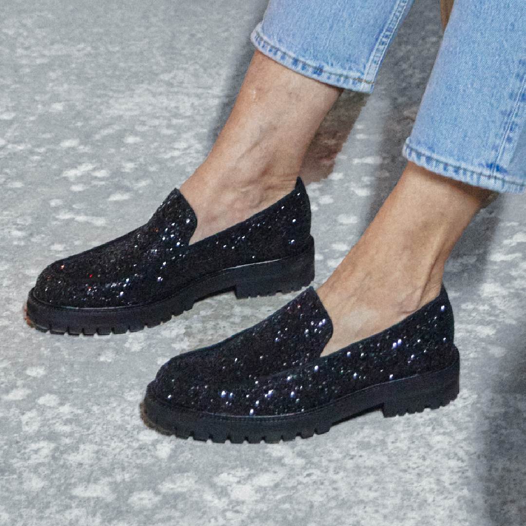 Classic loafer with soft heel cup