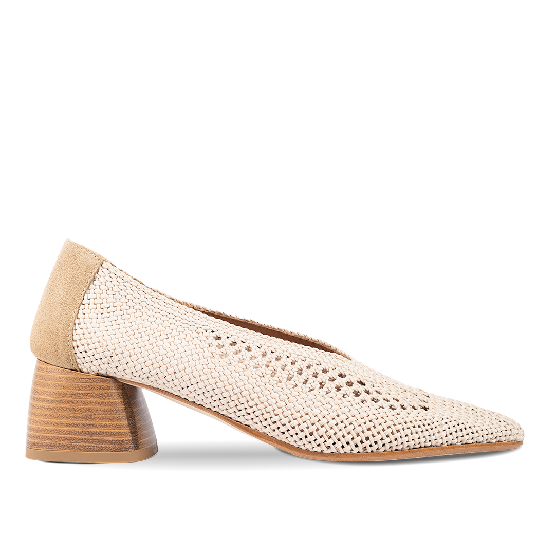 Woven pump