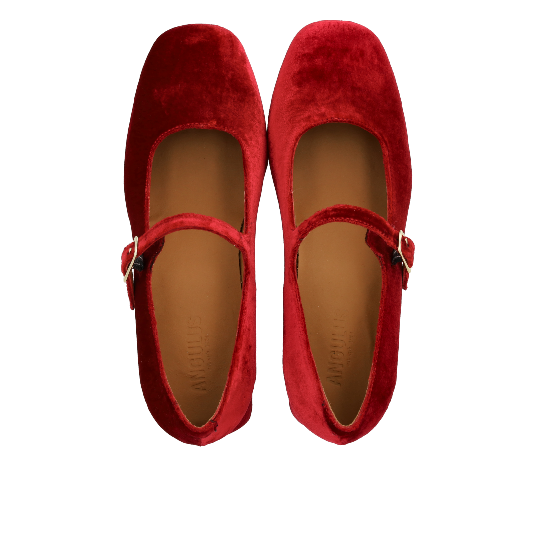Mary Jane in soft velour with sculptural heel