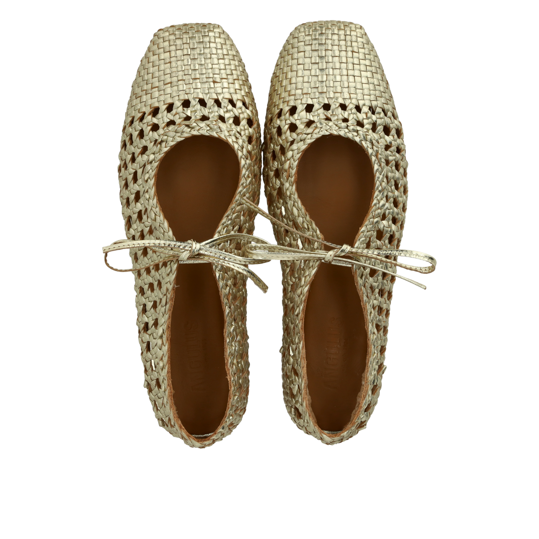 Soft hand-braided ballerina with bow detail
