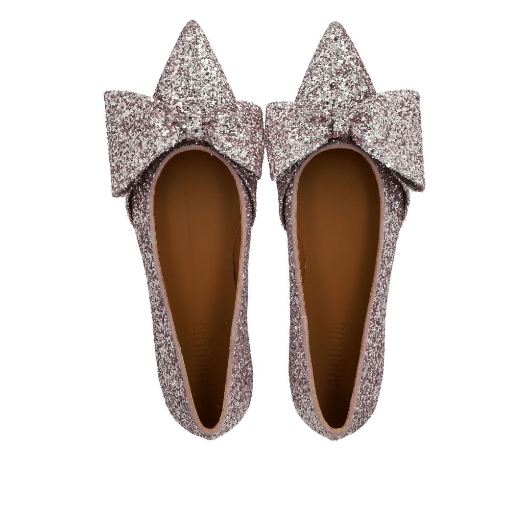 Bow ballerina in sparkling glitter