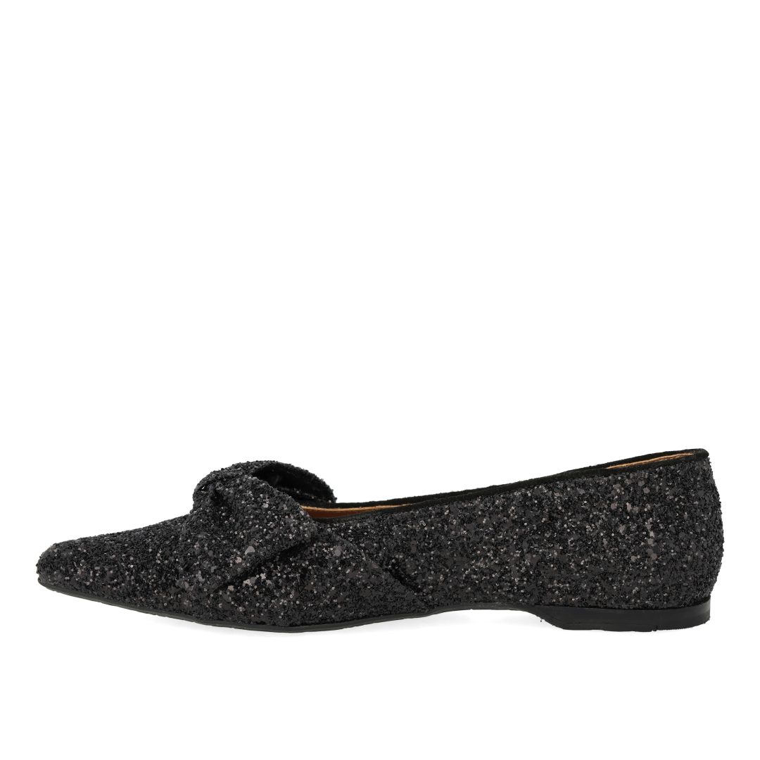 Bow ballerina in sparkling glitter