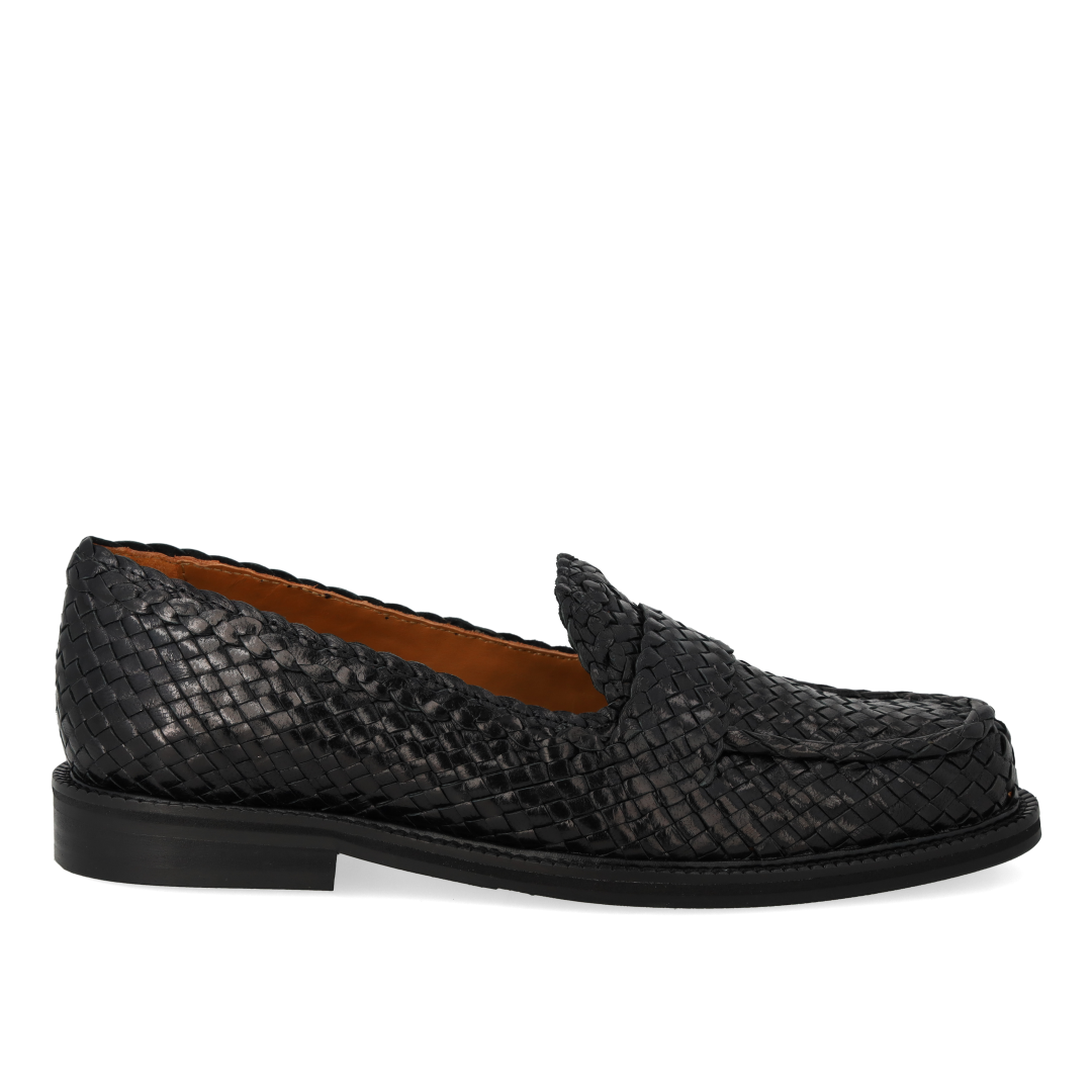 Handwoven penny loafer