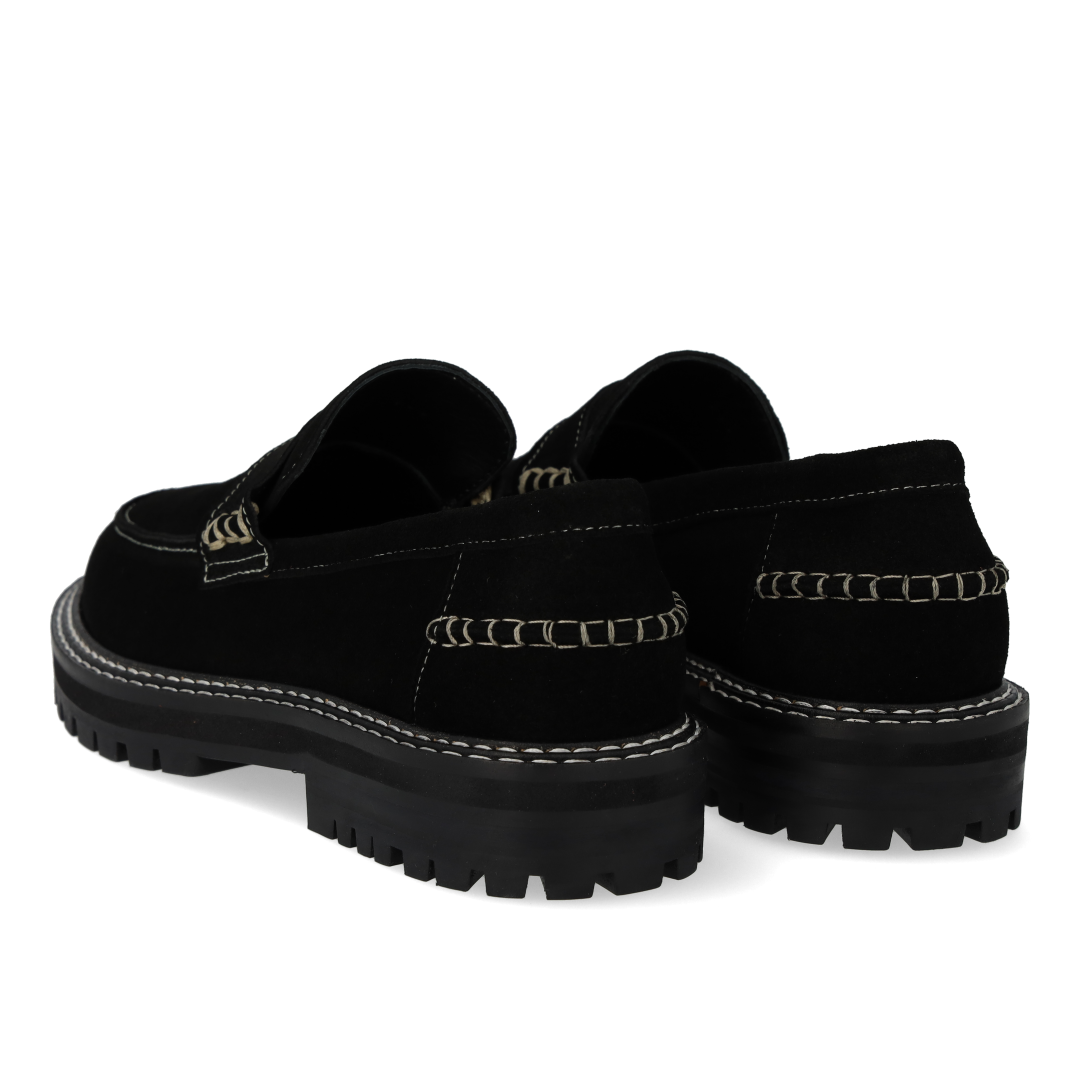 Penny loafer with contrast stitching