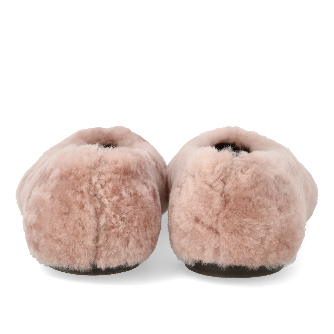 Ballerina in soft lambswool coat