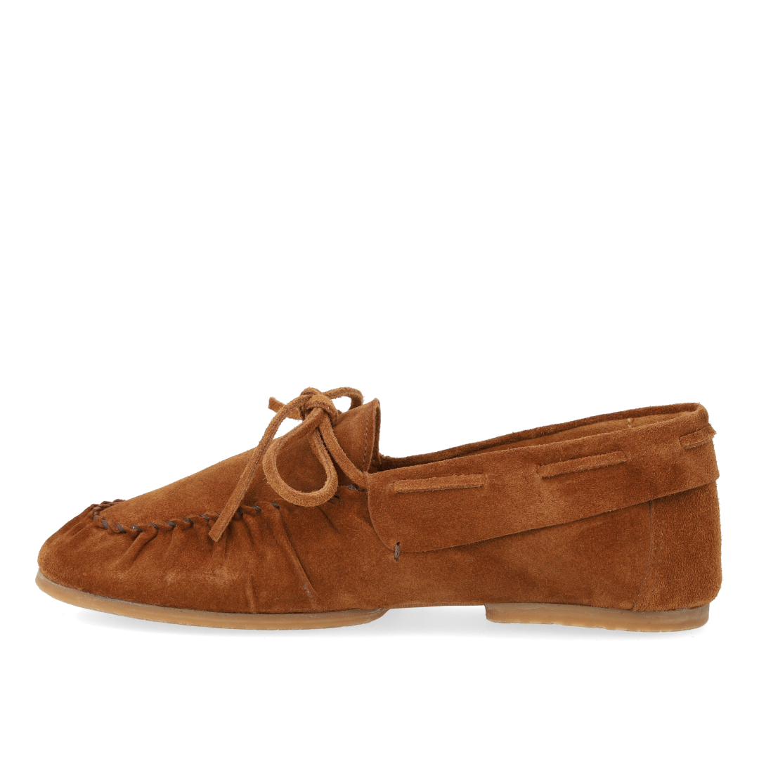 Ultra-soft lace-up moccasin