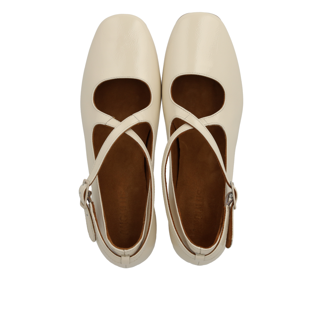 High-heeled Mary Jane ballerina with cross-strap detail