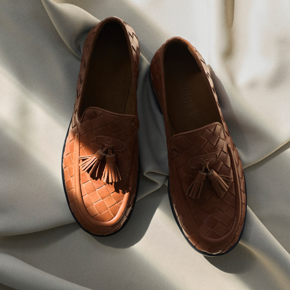 Braided loafer with tassel details