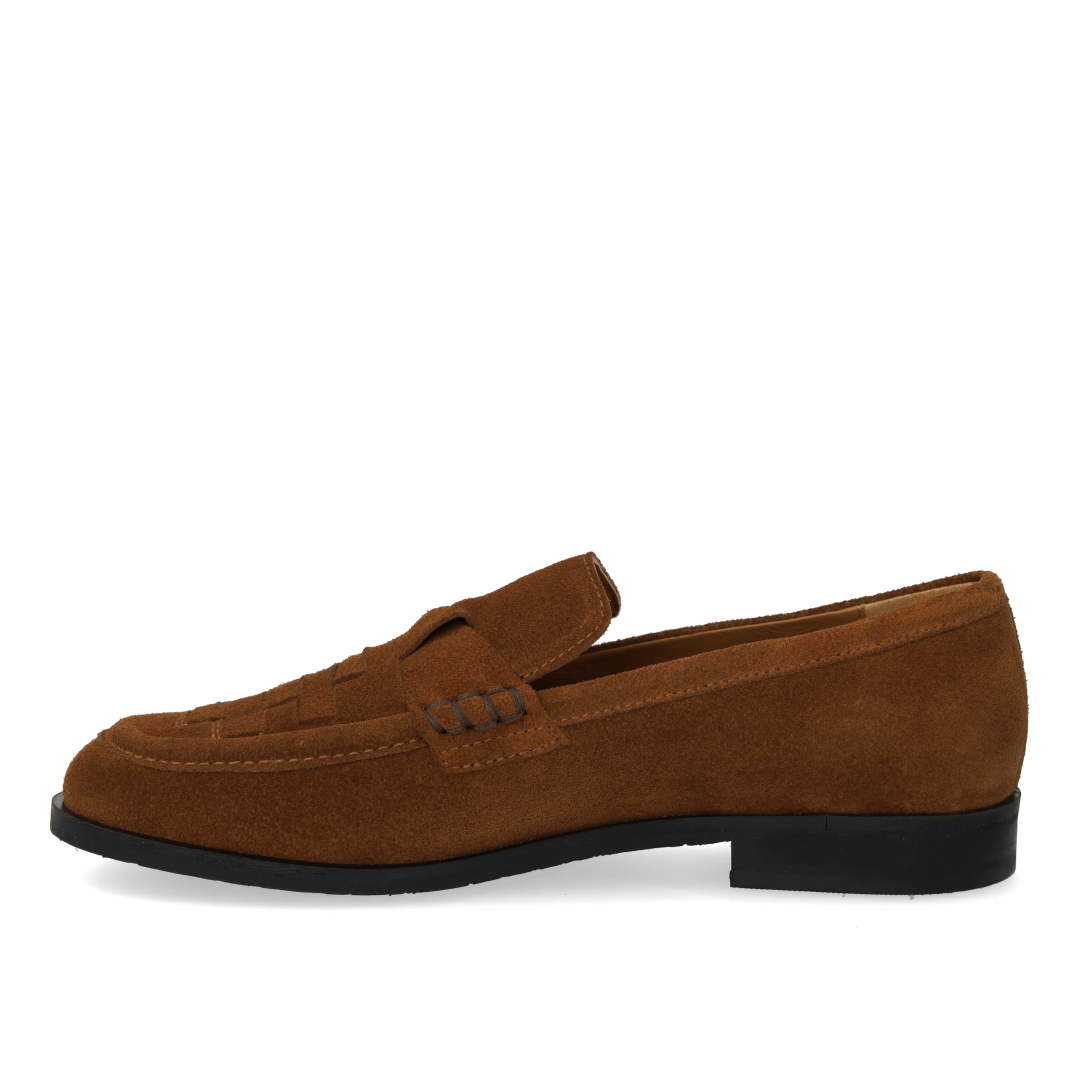 Loafer with braided detail