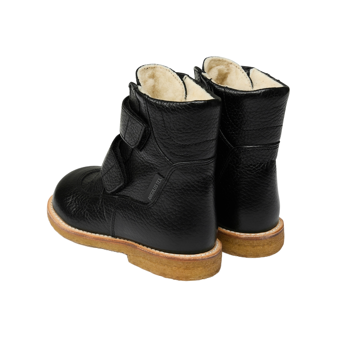 TEX boot with Velcro closure