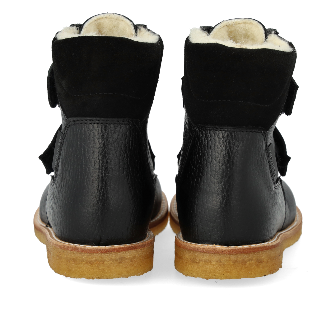 TEX-boot with velcro closure