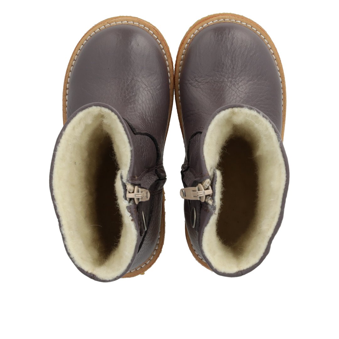 TEXboot with heart and zipper