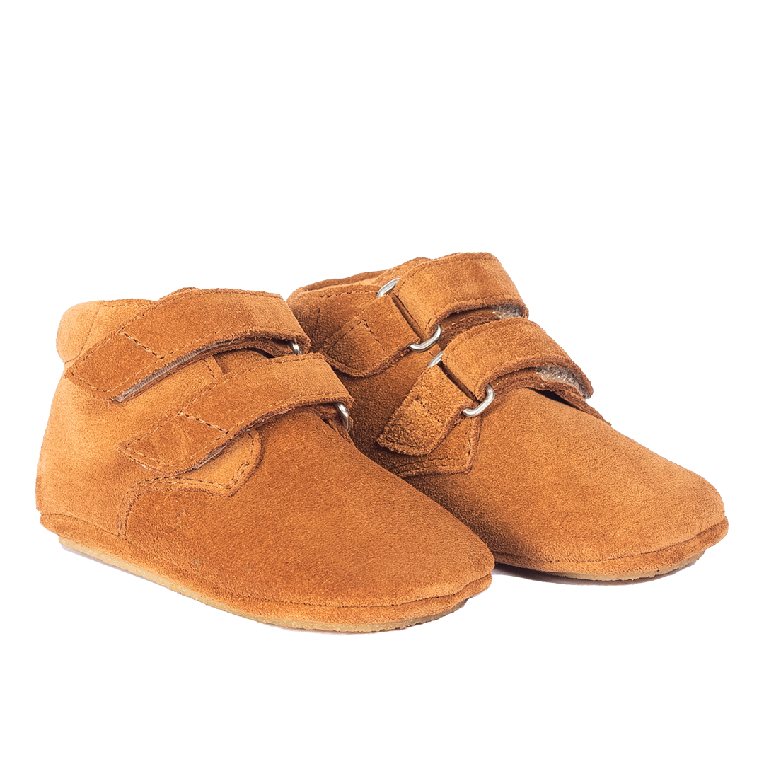 Soft and flexible leather prewalker shoes