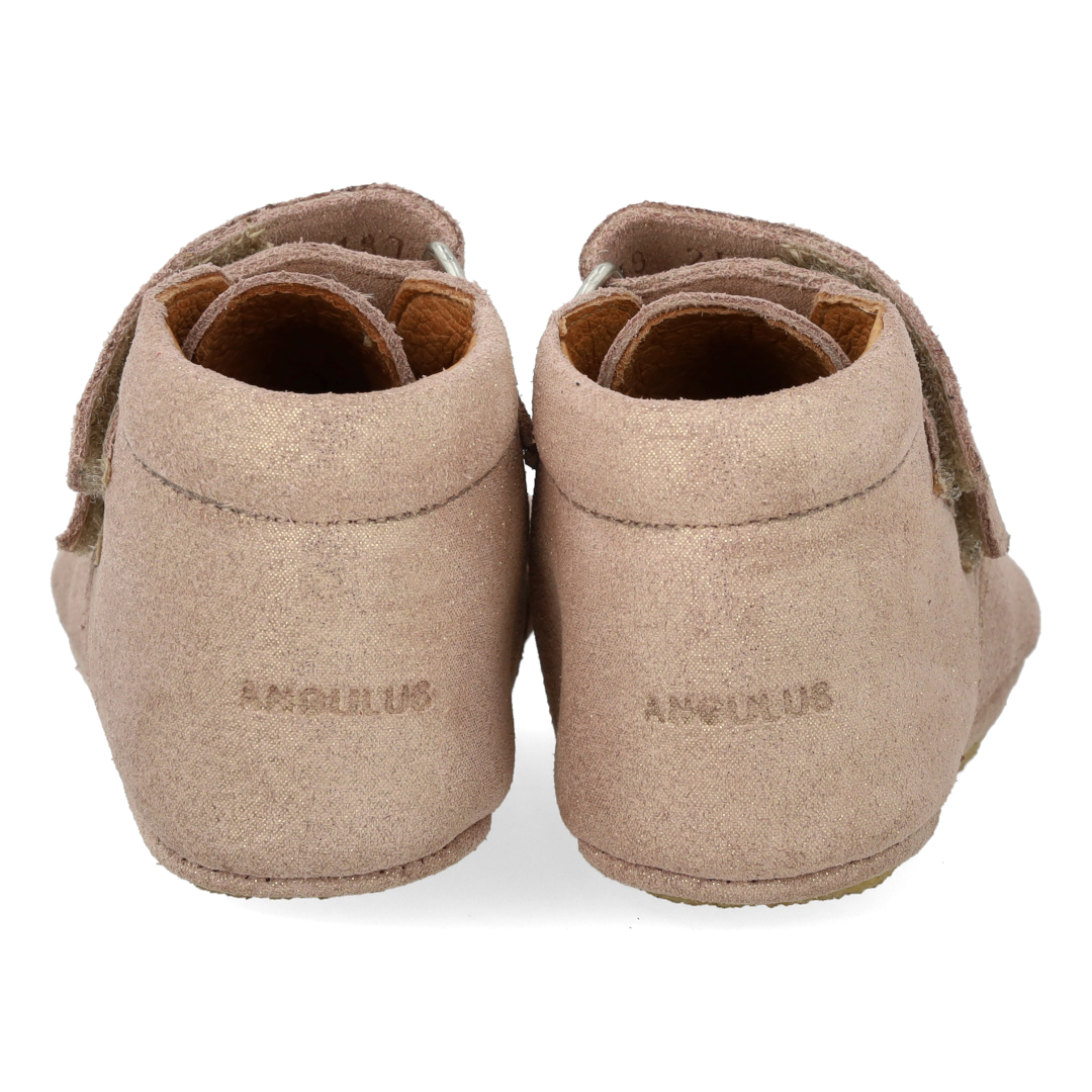 Soft and flexible prewalker leather shoes