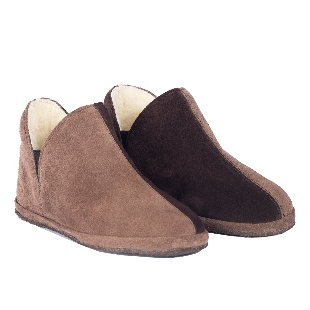 Two-tone slippers with soft lambswool lining