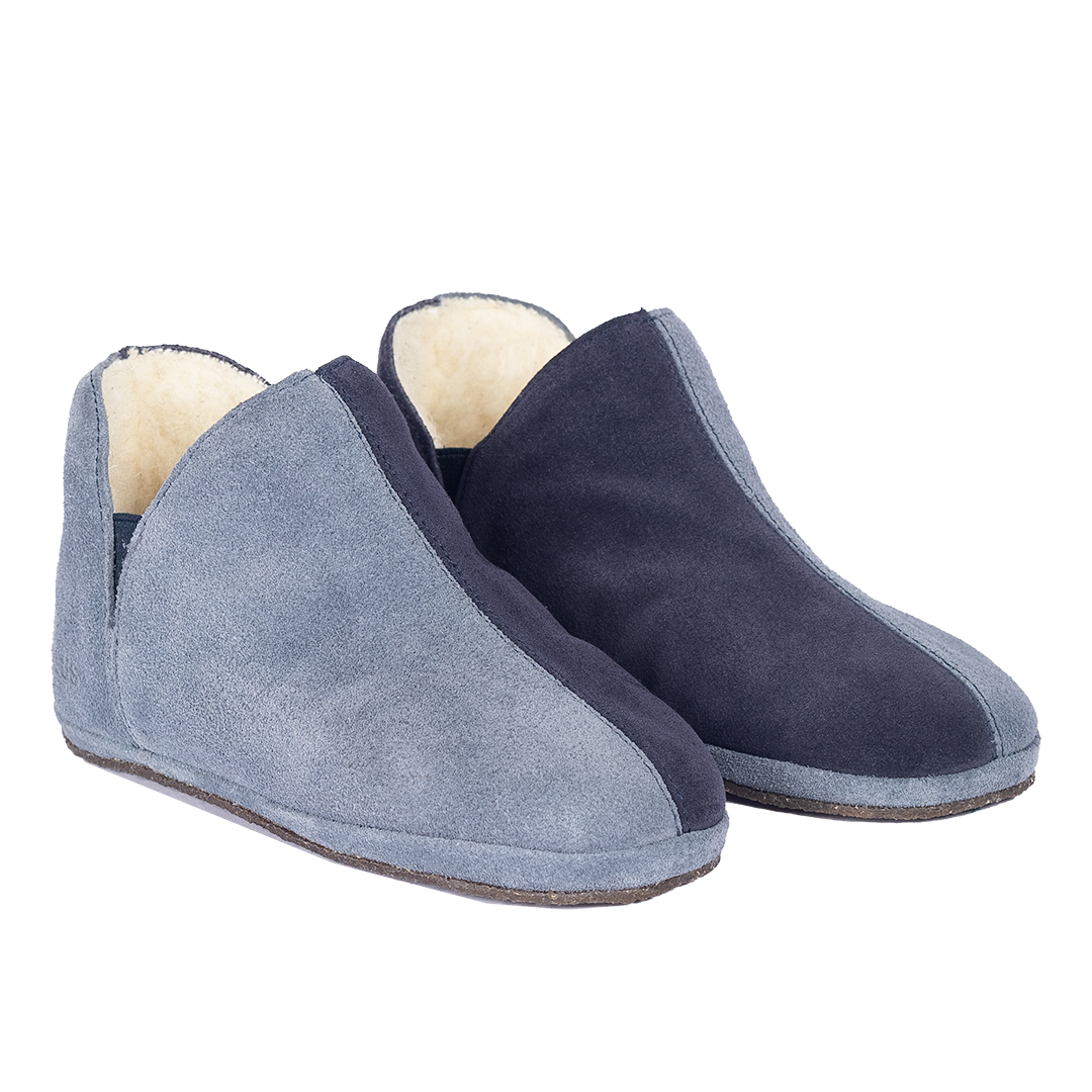 Two-tone slippers with soft lambswool lining