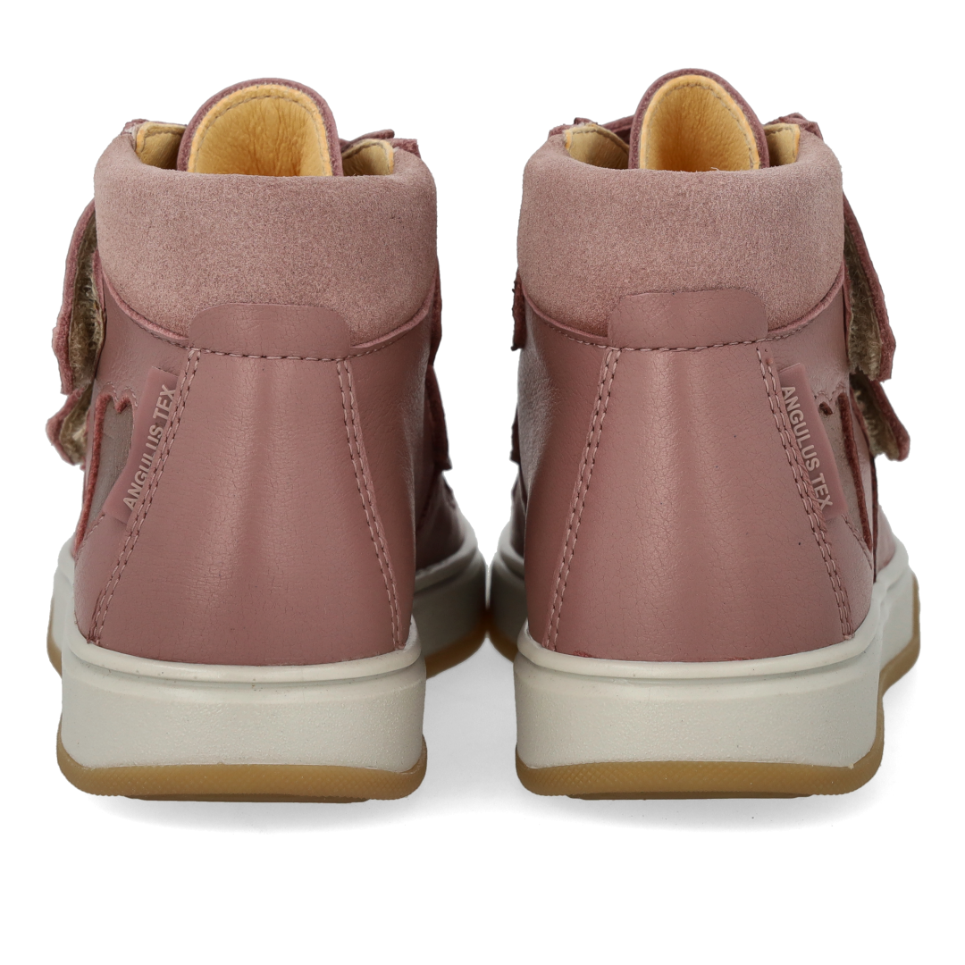 High-top TEX sneaker with patent heart