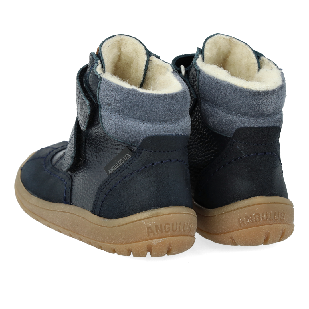 Velcro TEXboot with extra wear-resistant details