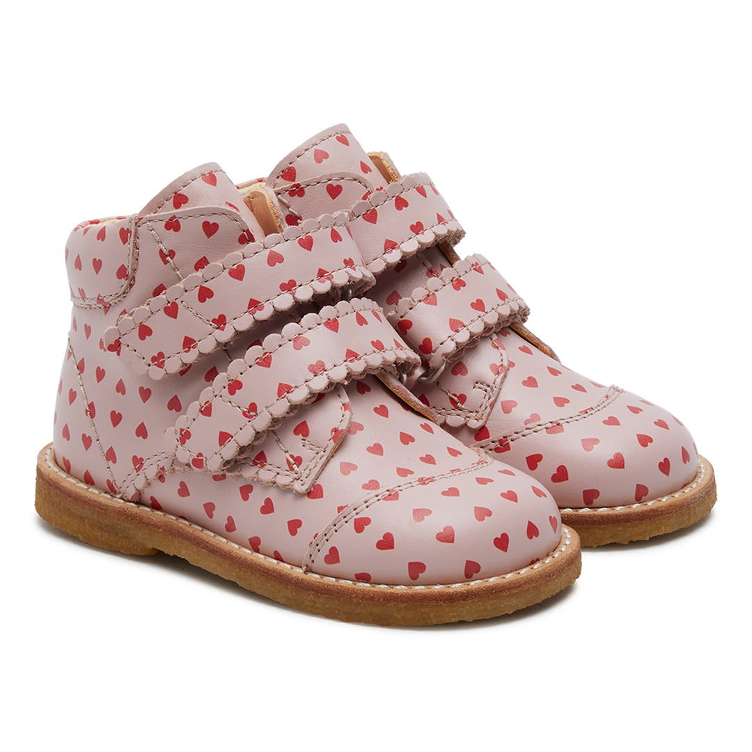 Toddler shoes with heart print and velcro closure