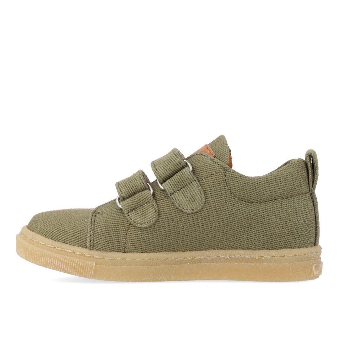 Classic sneaker in recycled cotton canvas