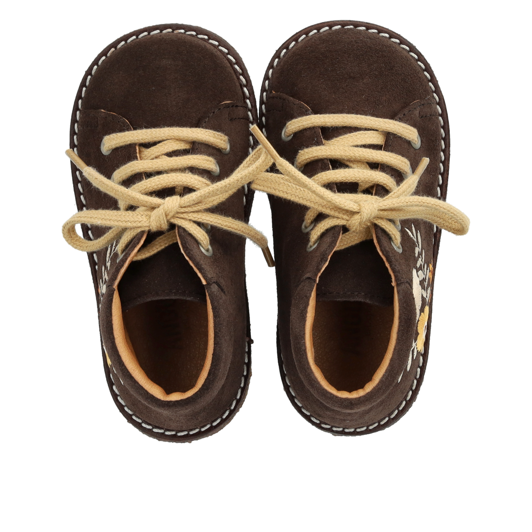 Toddler lace-up shoes with floral embroidery
