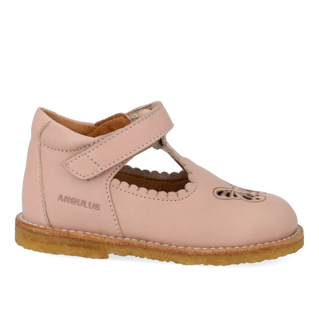 Tulle shoes with butterfly