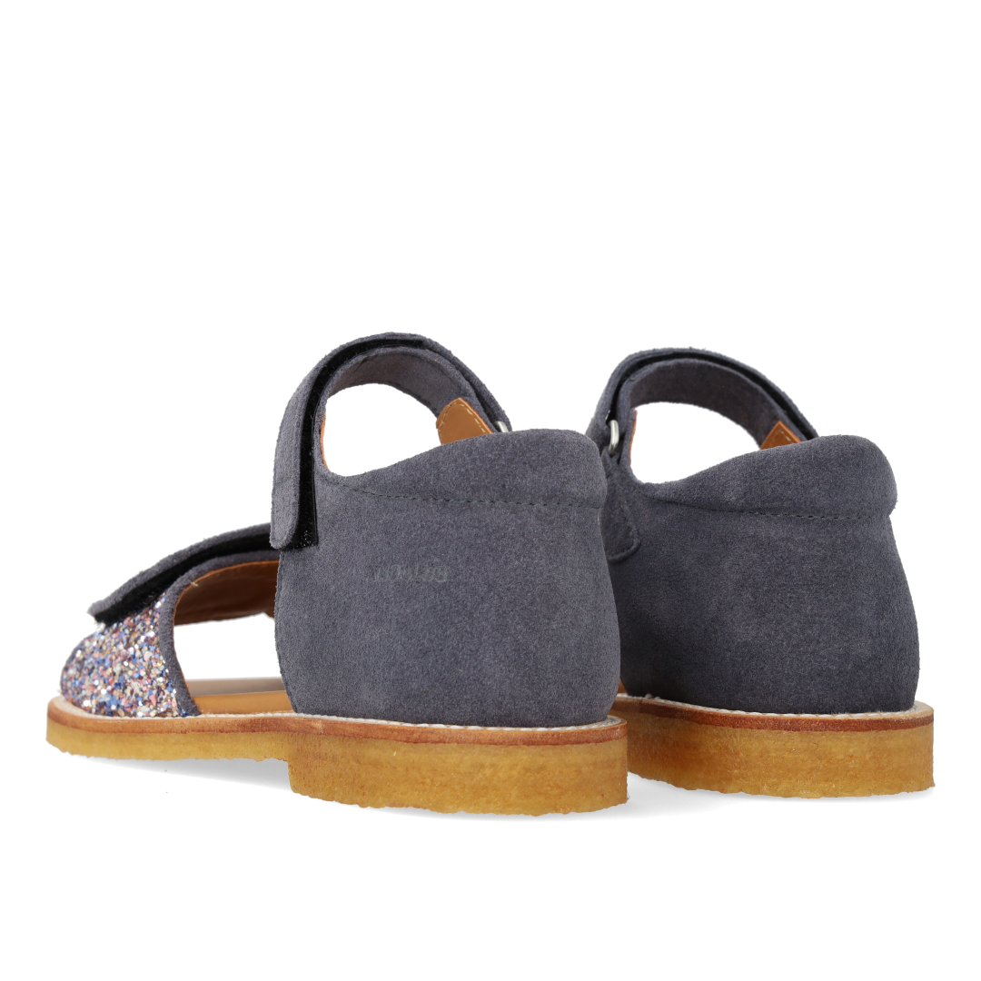 Adjustable leather sandal with sparkling glitter