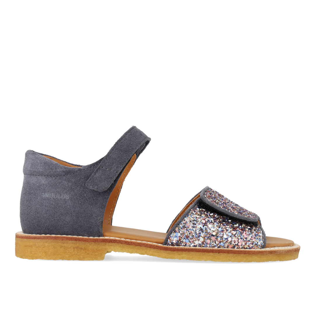 Adjustable leather sandal with sparkling glitter