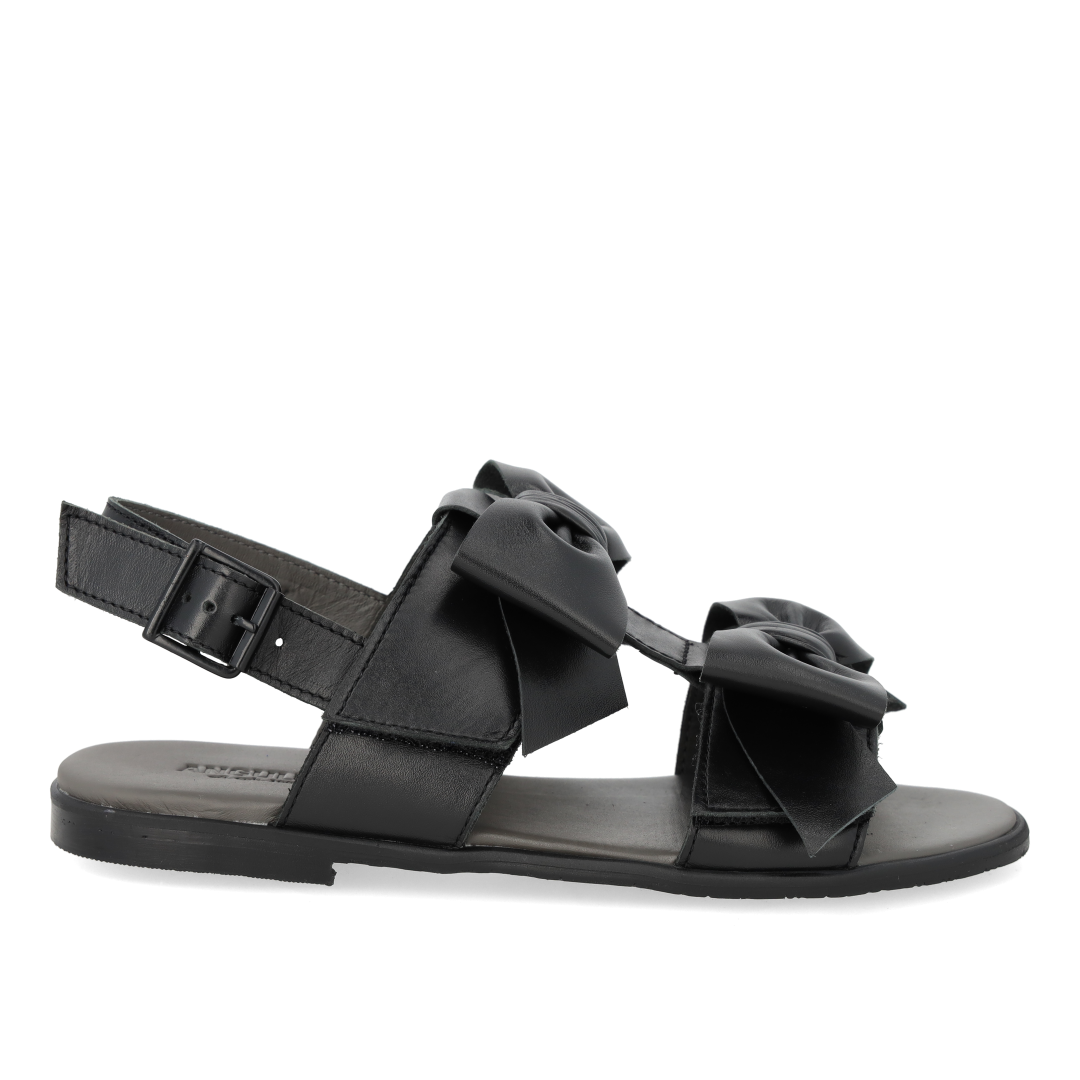 Sandal with bow, velcro and buckle