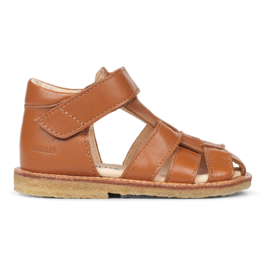 Starter sandal with velcro closure