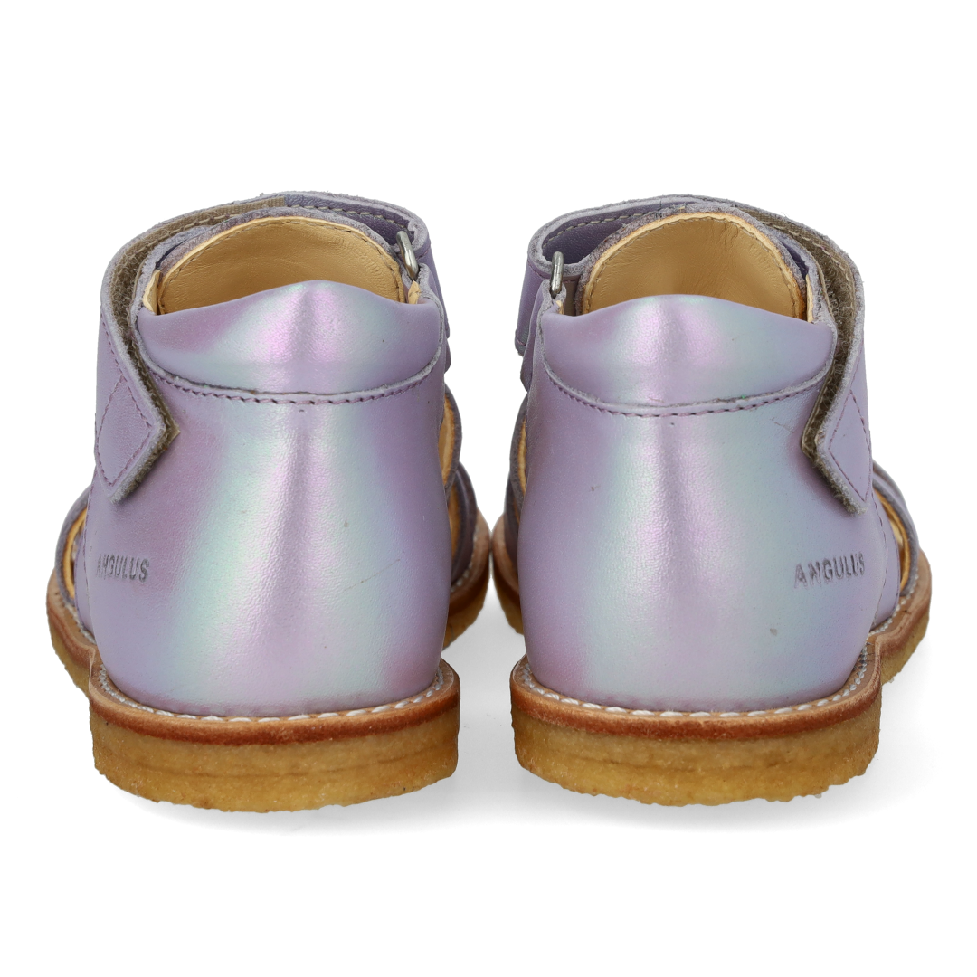 Toddler sandal with velcro closure