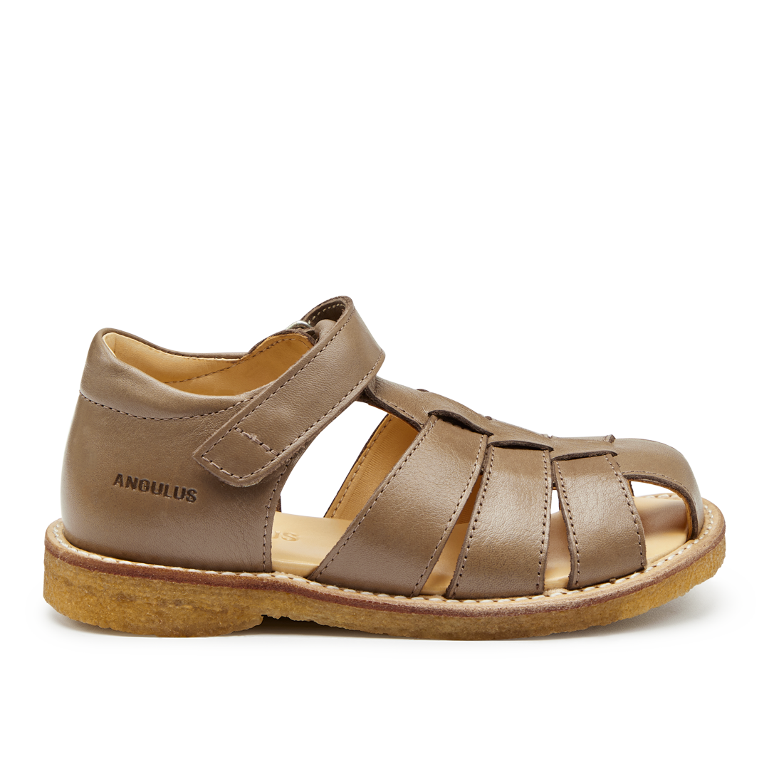 Sandal with adjustable Velcro closure
