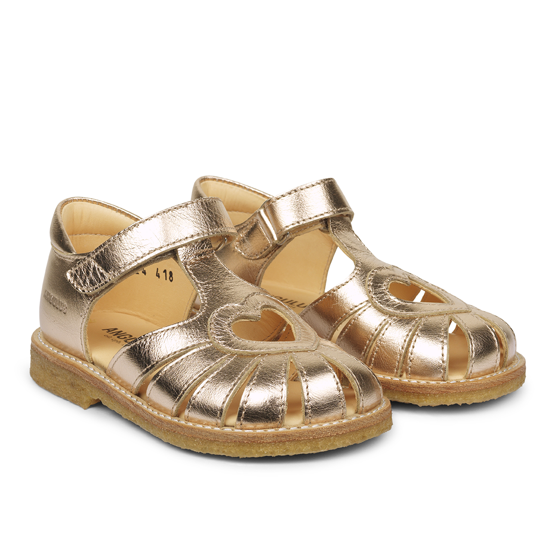 Heart sandal with velcro closure
