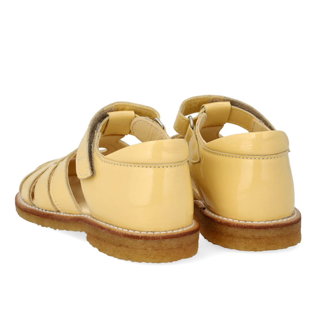 Heart sandal with velcro closure