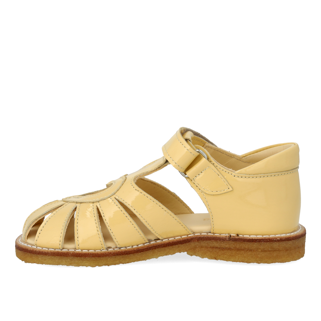 Heart sandal with velcro closure