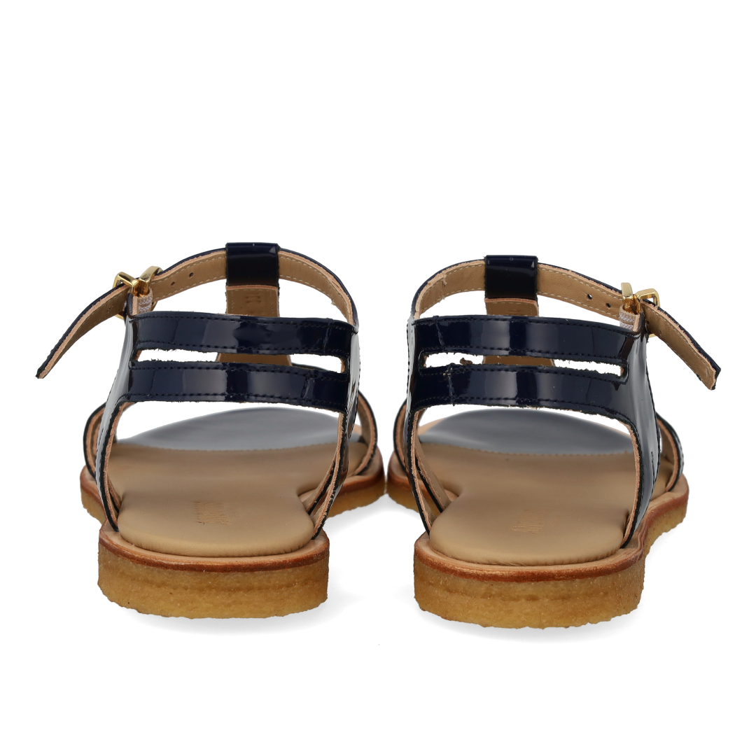 Classic strap sandal