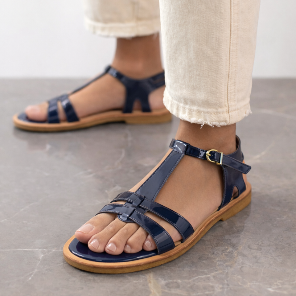 Classic strap sandal